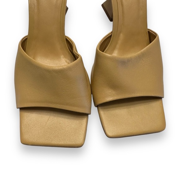 Carrano Beige Square Leather Sandals Triangle Heels Made in Brazil Party Size 10 - Picture 5 of 8